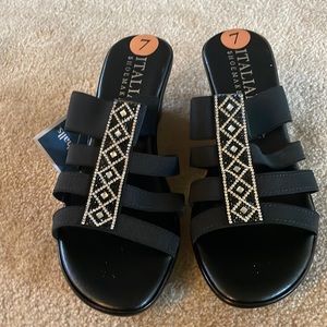 Size 7 Italian Shoemakers sandal